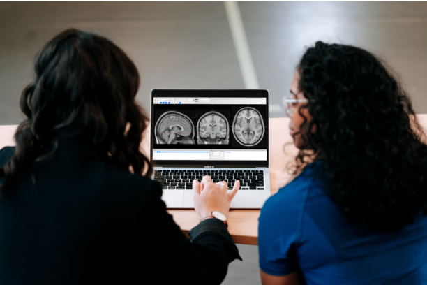 Digital Detox That Works for Anxiety & ADHD in 2025